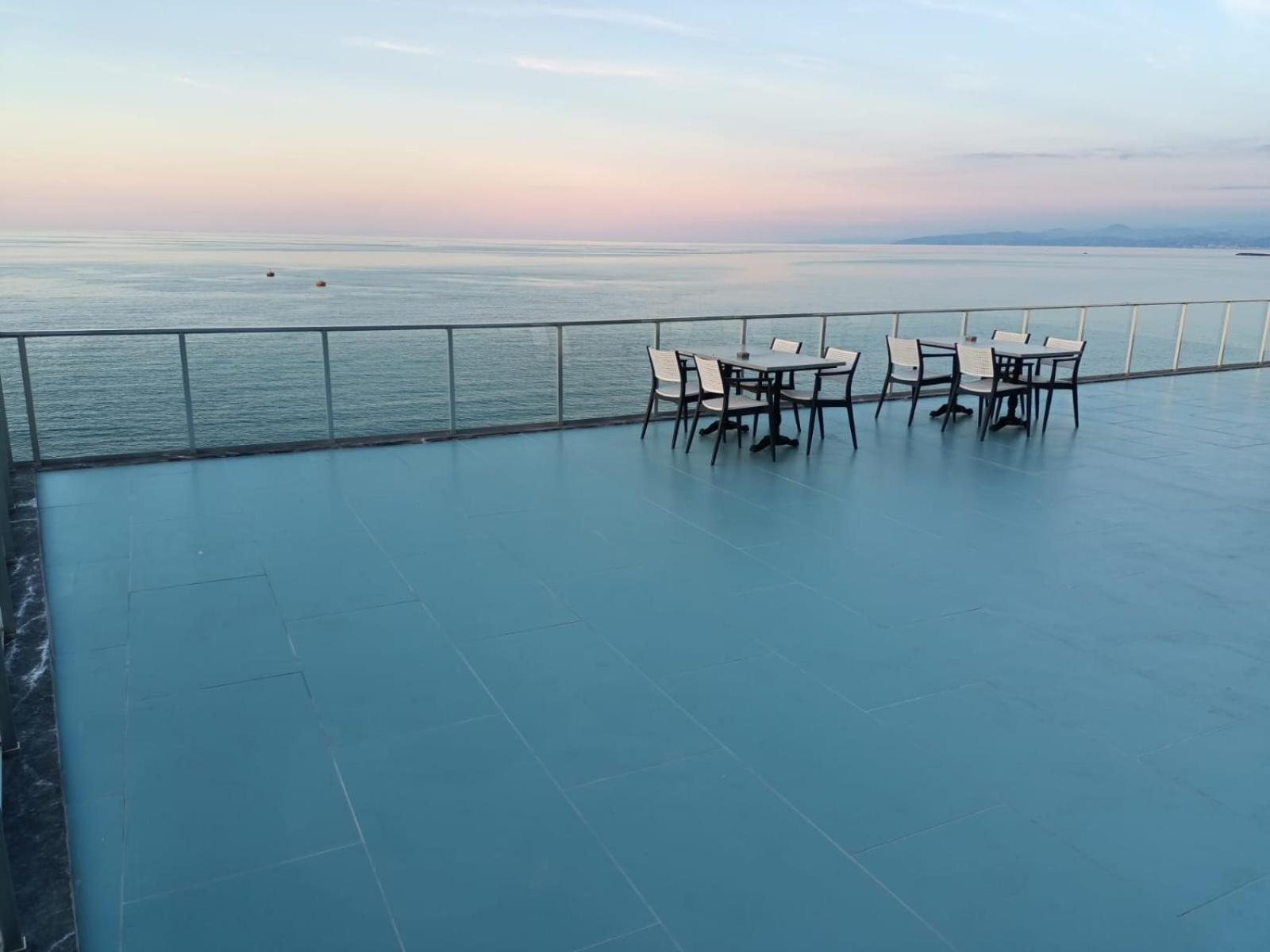 The Marine Hotel Trebizonda Exterior foto